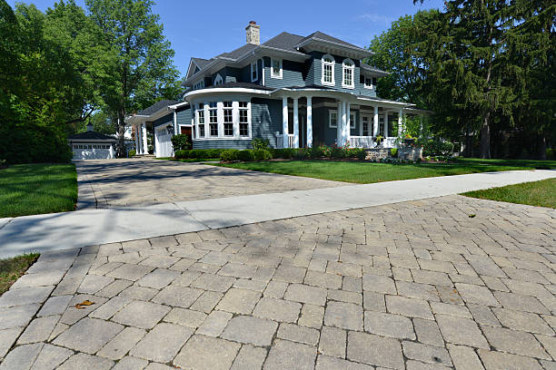 Best Commercial Driveway Pavers in Monticello, IA